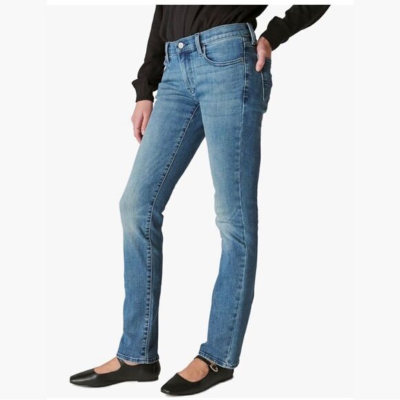 NWT Lucky Brand “Sweet Jean” Straight Curvy Mid Rise Med Wash Denim Jeans - Picture 2 of 16